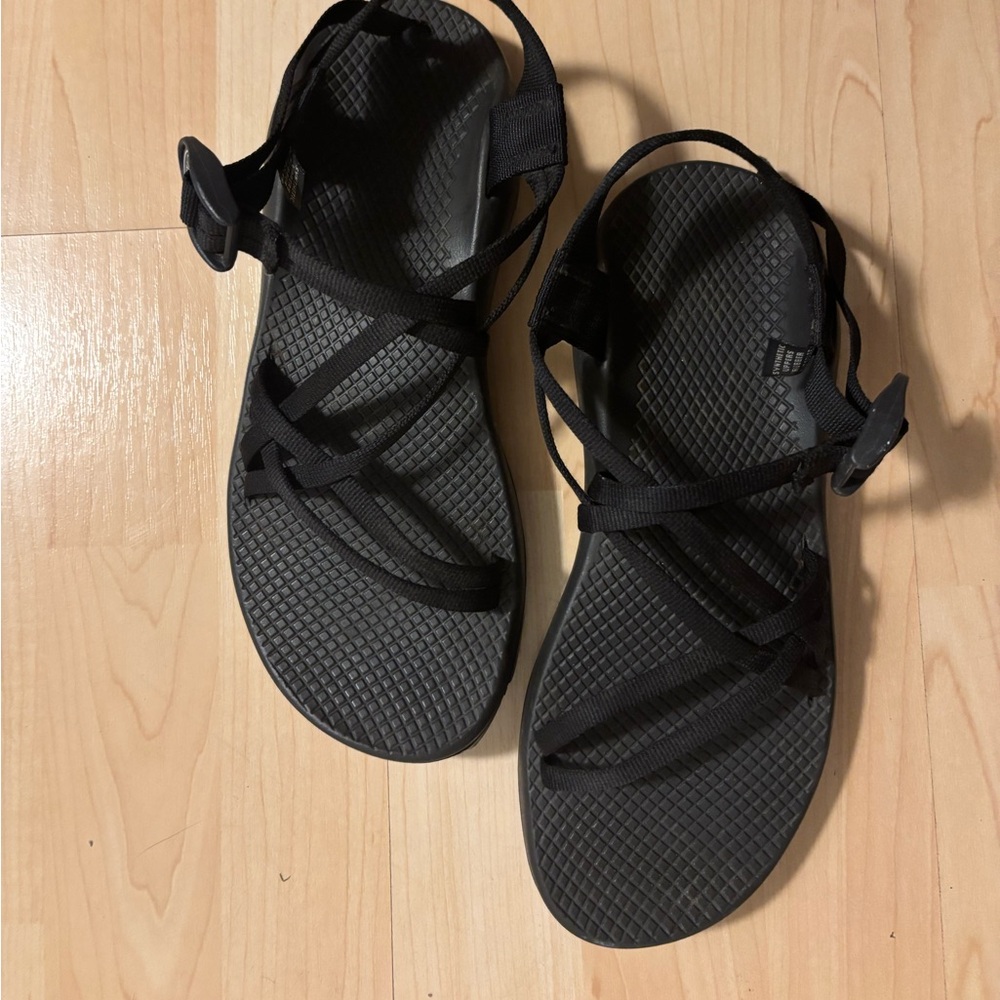 Chaco Vibram Sole Black Strappy Outdoor Sandals